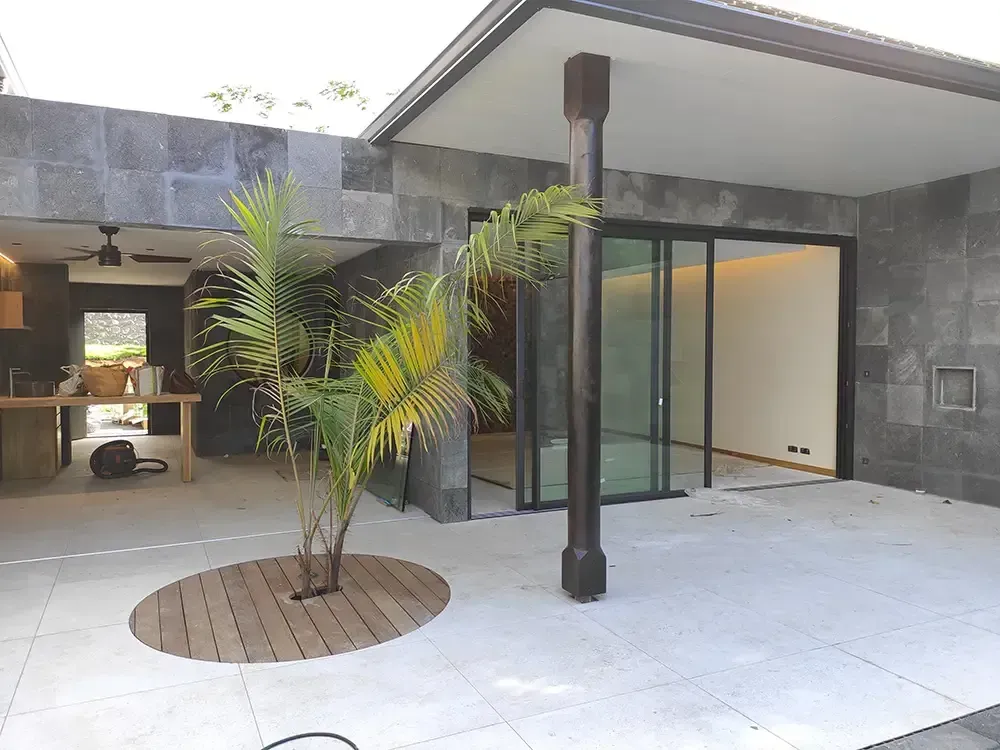 Ext Hotel le Palm (2)