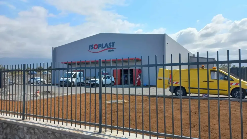 Isoplast (1)